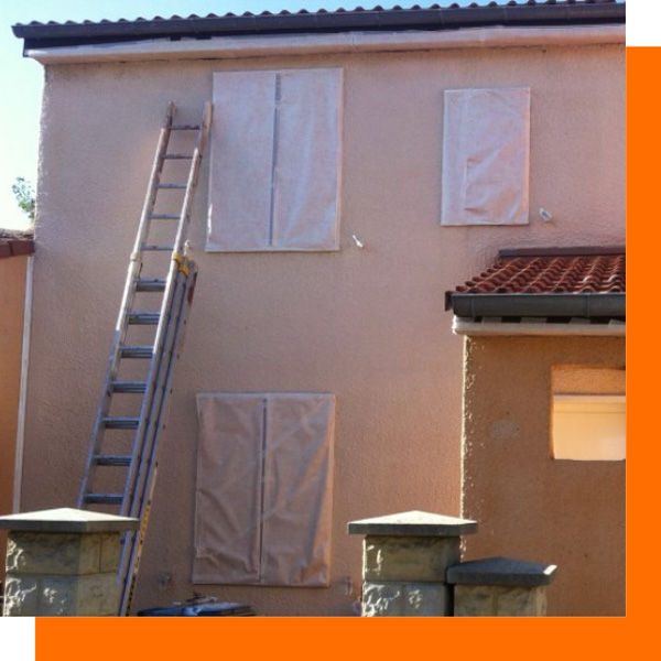 Prix et devis ravalement de façade et peinture extérieure maisons à Fréjus et Cogolin (83)